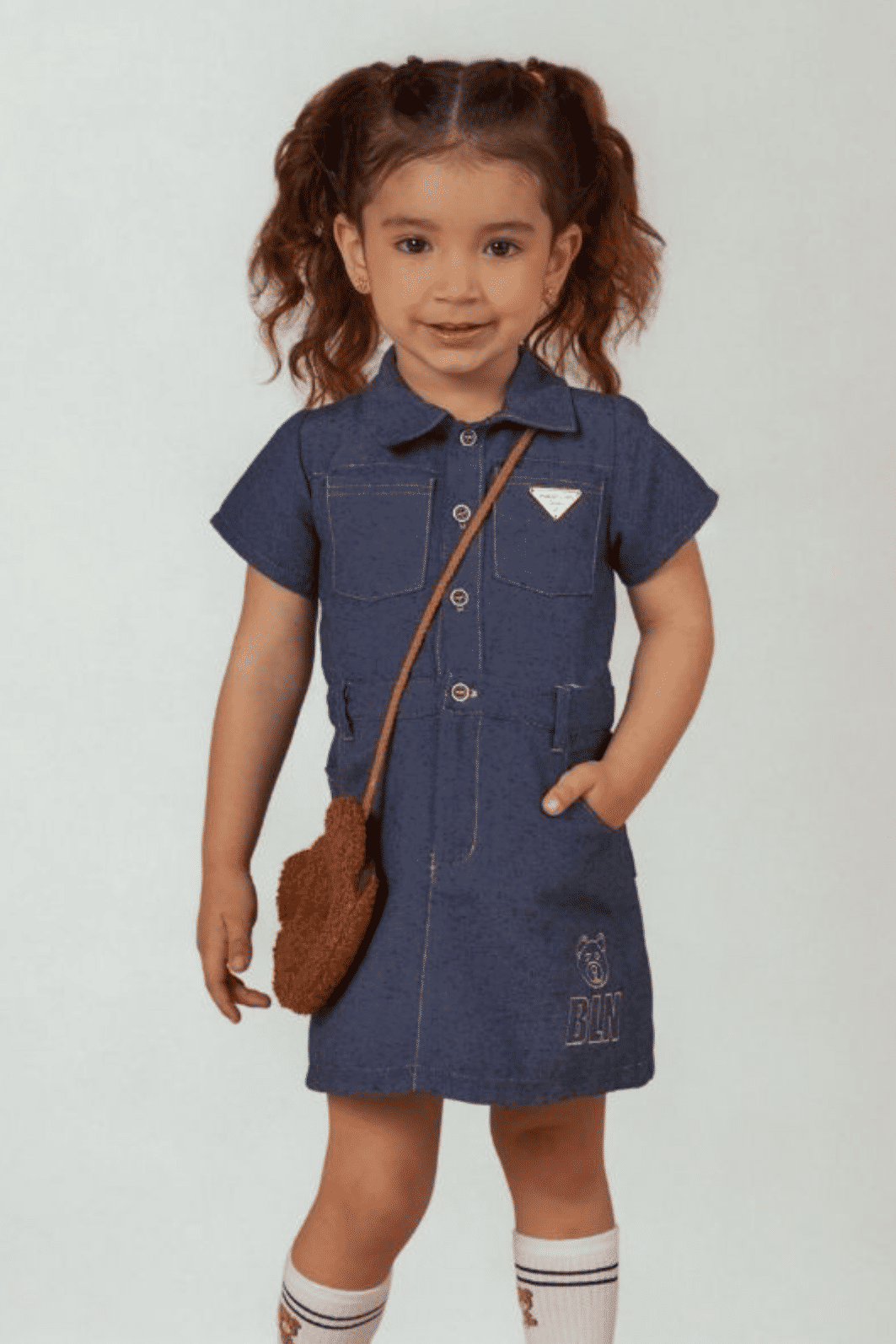 Vestido jeans com bordado Vestido jeans com bordado