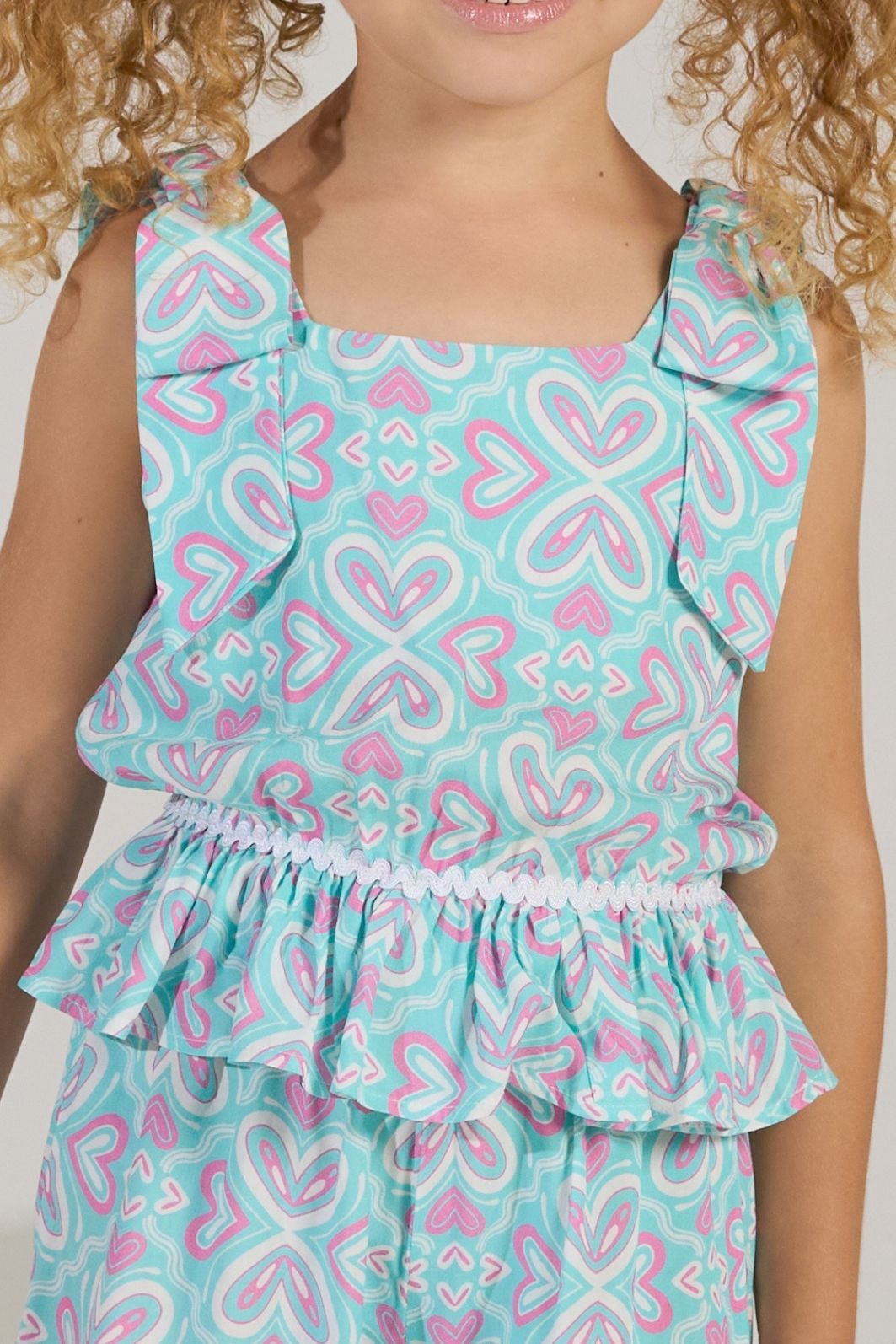 Conjunto blusa e short estampa corações Conjunto blusa e short estampa corações