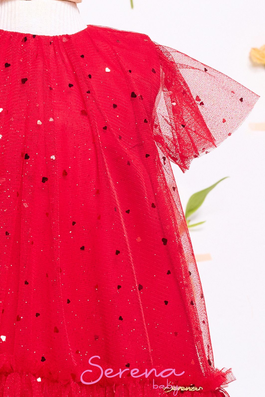 Vestido de tule com glitter foil corações