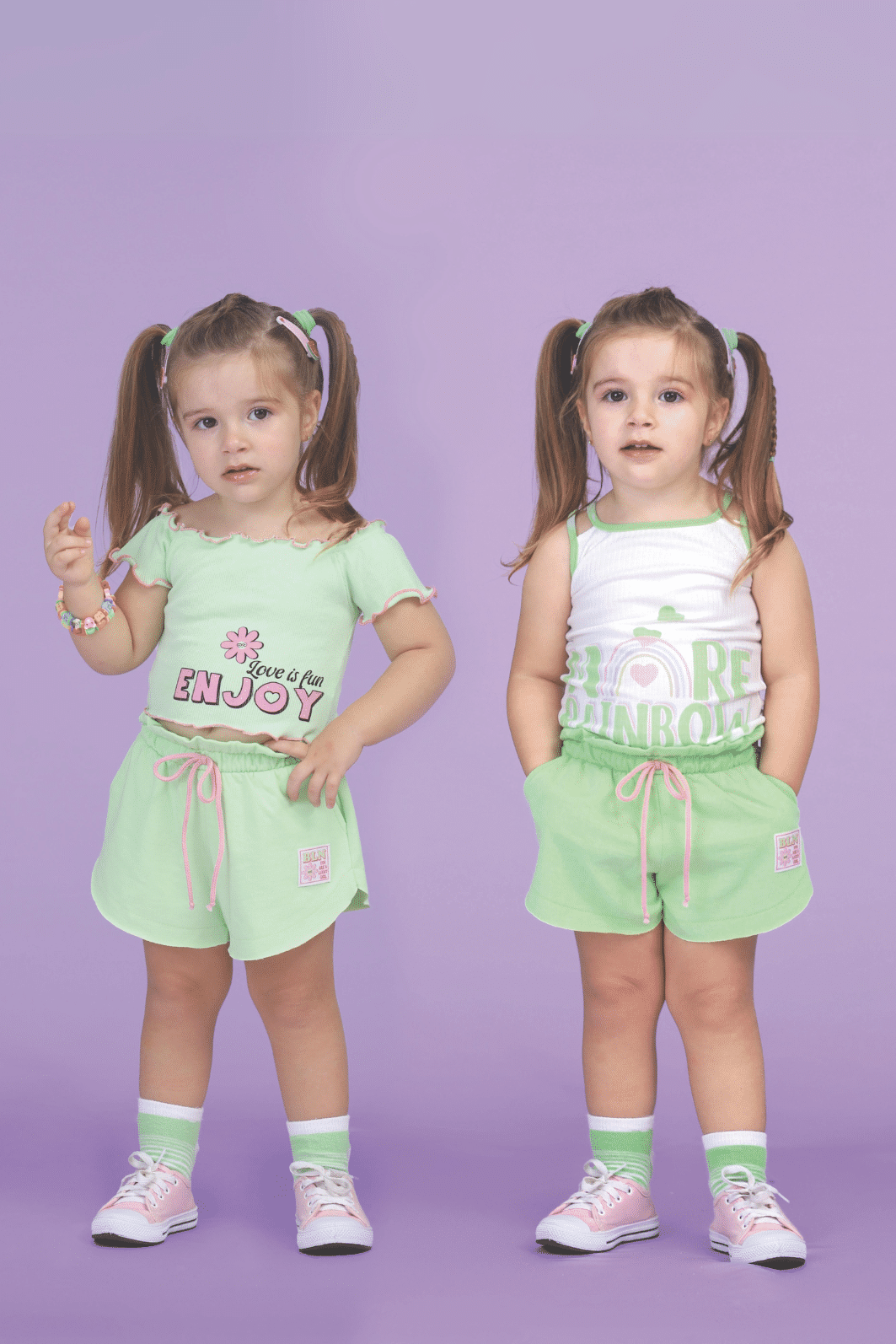 Conjunto blusa canelada, regata canelada e short de moletinho Conjunto blusa canelada, regata canelada e short de moletinho