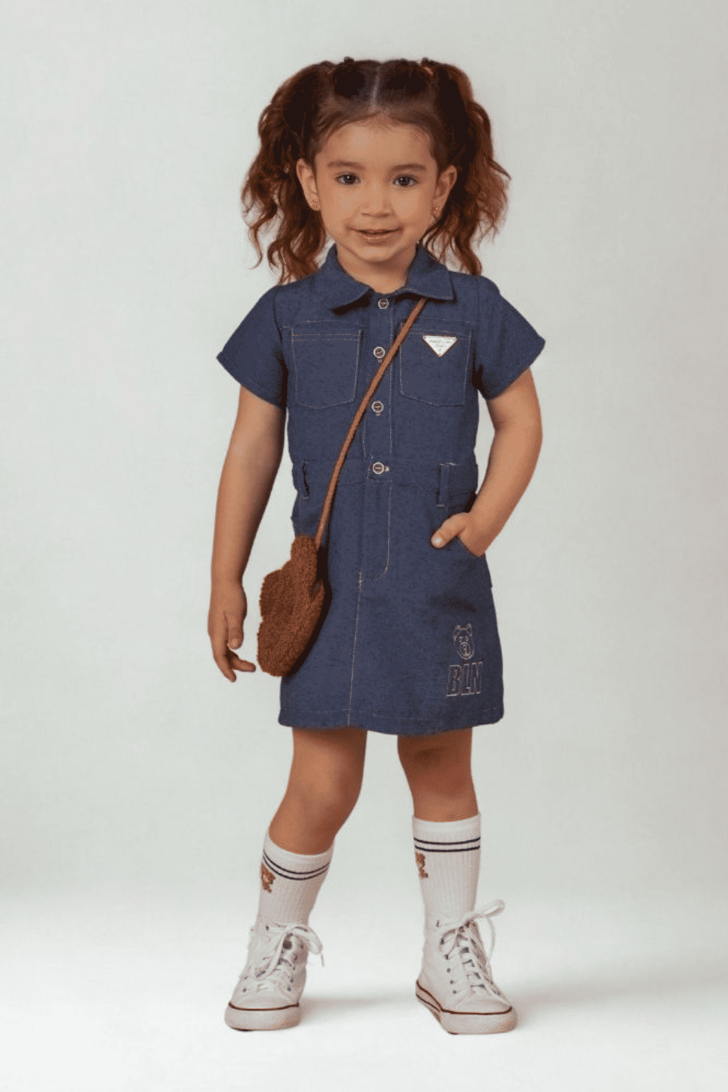 Vestido jeans com bordado Vestido jeans com bordado