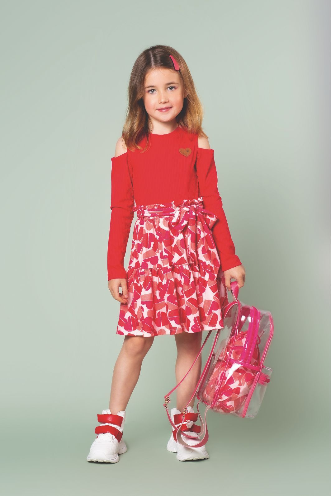 Conjunto blusa manga longa e saia estampa de corações