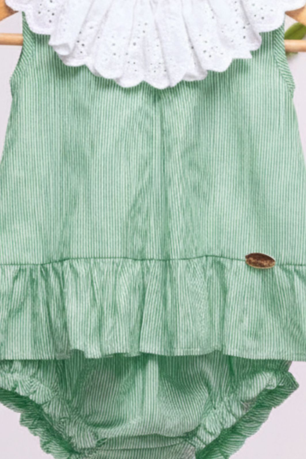 Conjunto bata e calcinha listrados