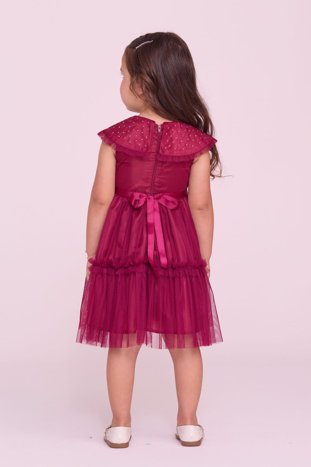 Vestido De Tule Com Strass Na Gola Vestido De Tule Com Strass Na Gola
