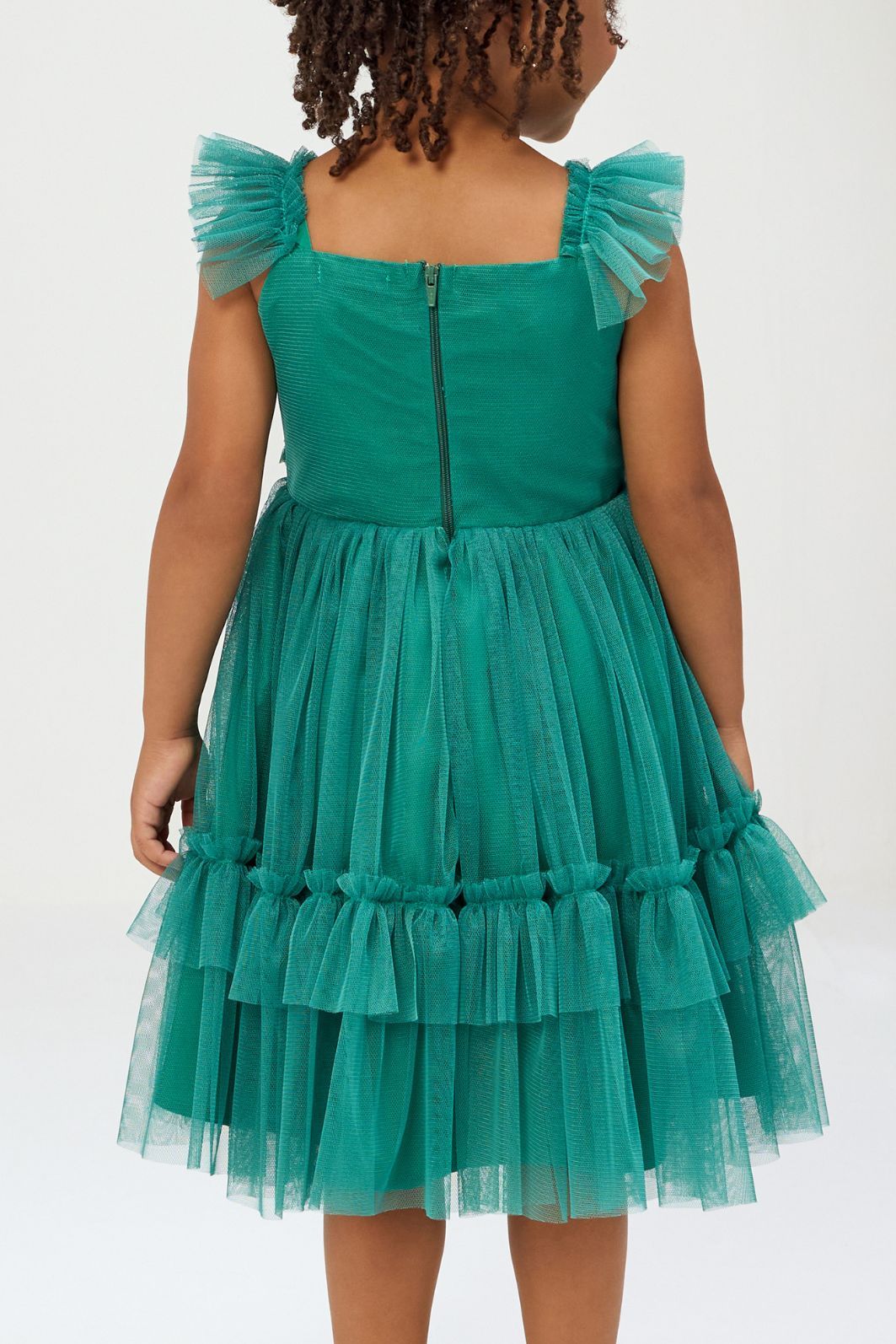 Vestido de tule com strass no peito Vestido de tule com strass no peito