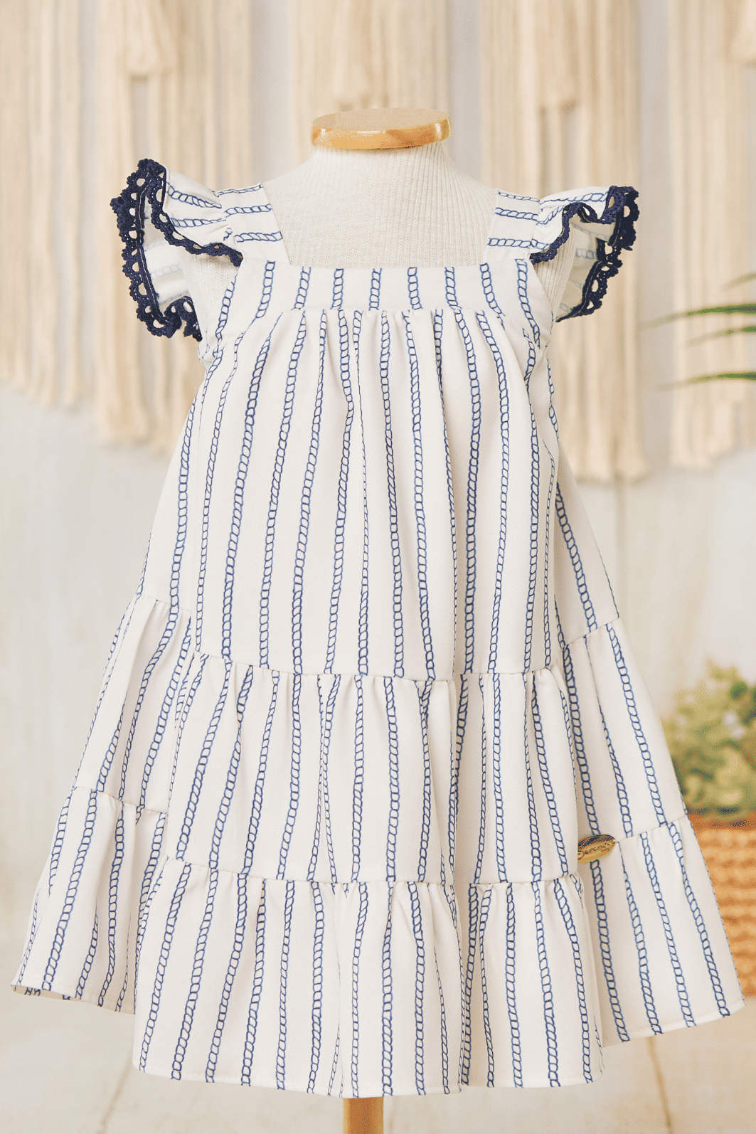 Vestido com estampa de cordinhas náuticas