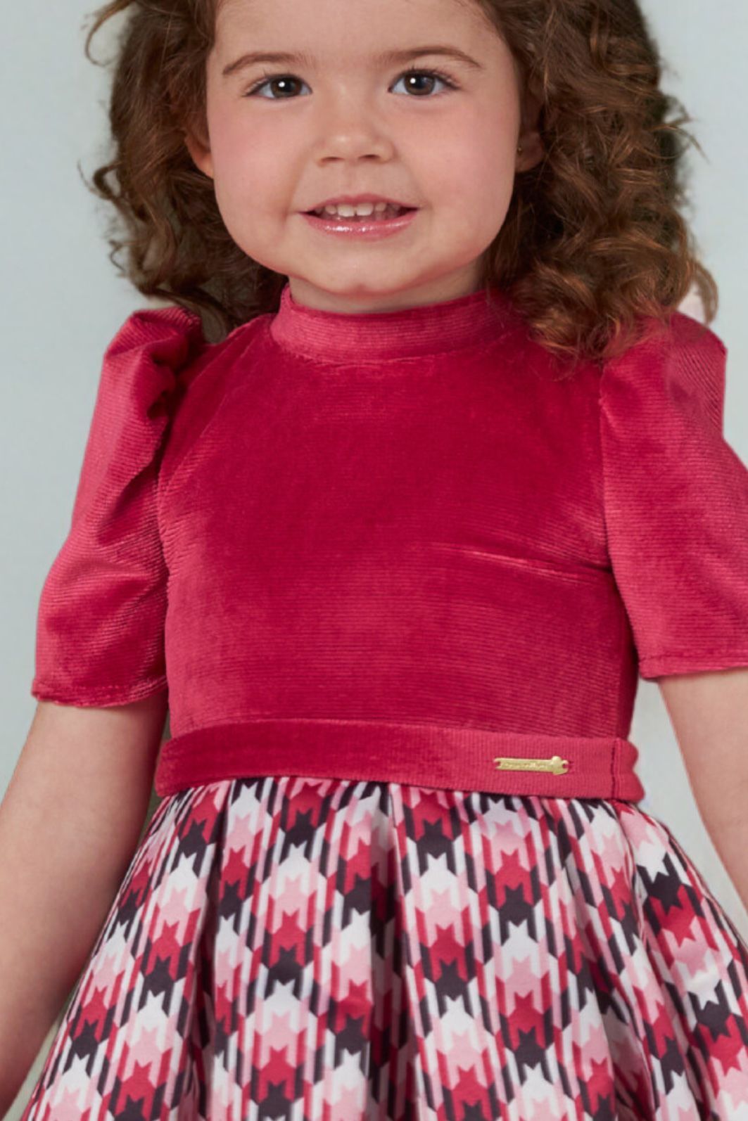 Vestido com veludo e cetim bucol estampado Vestido com veludo e cetim bucol estampado