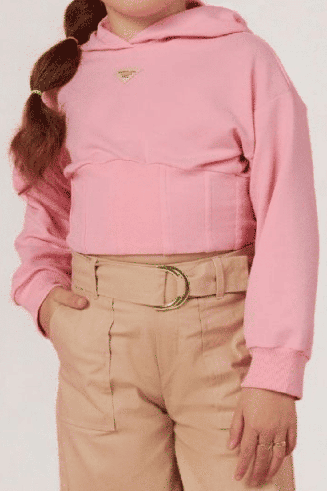 Moletom com ribanas e capuz Moletom com ribanas e capuz