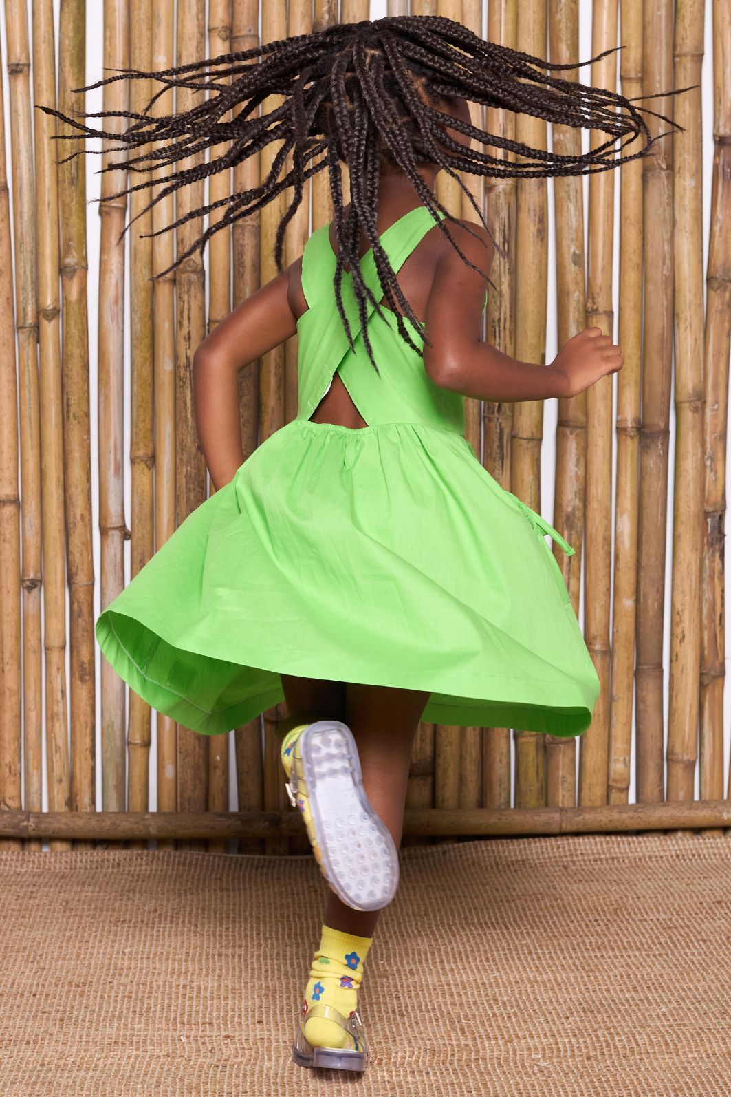 Vestido de tricoline com abotoamento frontal Vestido de tricoline com abotoamento frontal