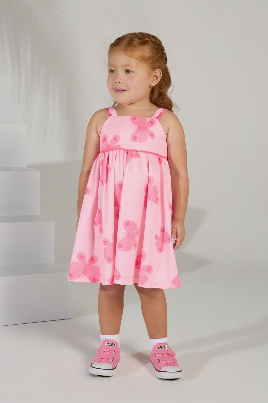 Vestido com estampa de borboletas Vestido com estampa de borboletas