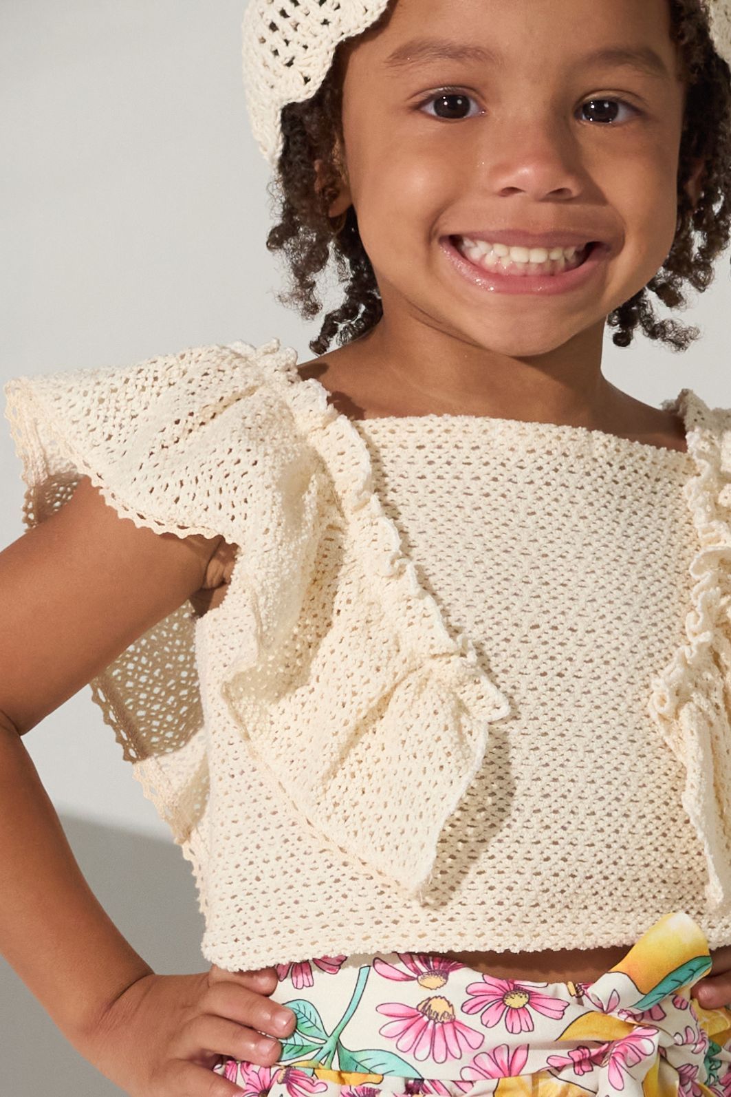 Conjunto blusa de tricô e saia estampada Conjunto blusa de tricô e saia estampada