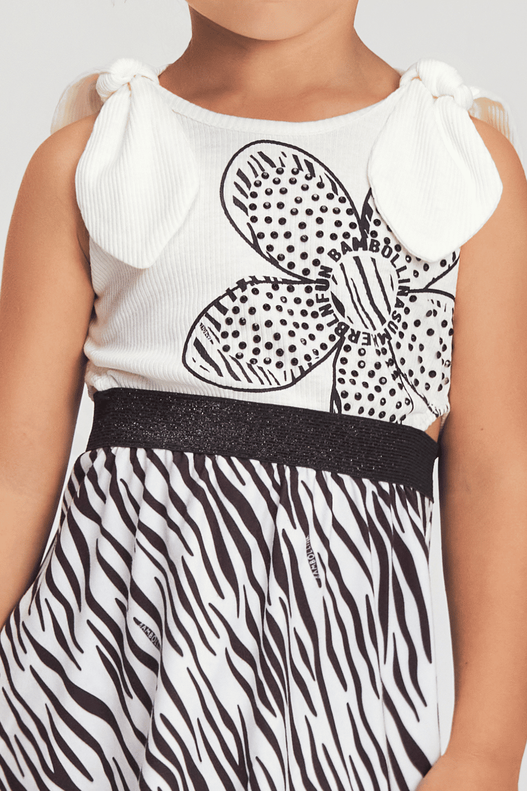 Vestido com estampa de zebra e silk na lateral Vestido com estampa de zebra e silk na lateral