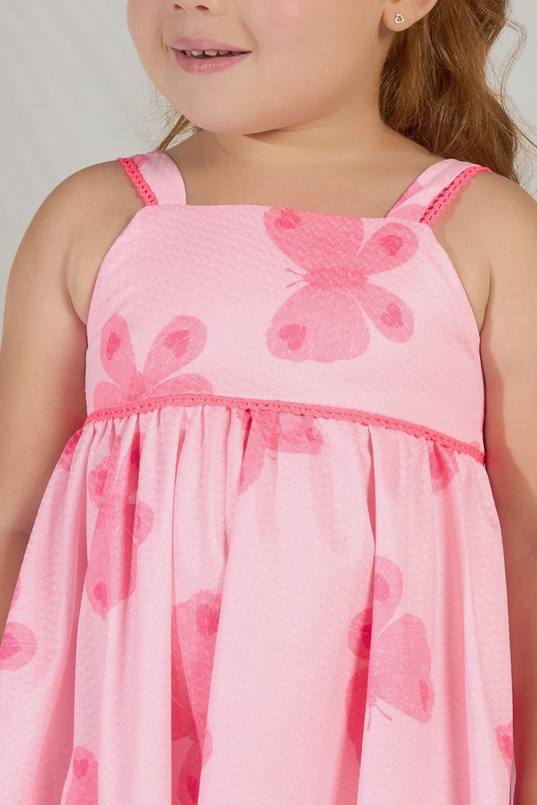 Vestido com estampa de borboletas Vestido com estampa de borboletas