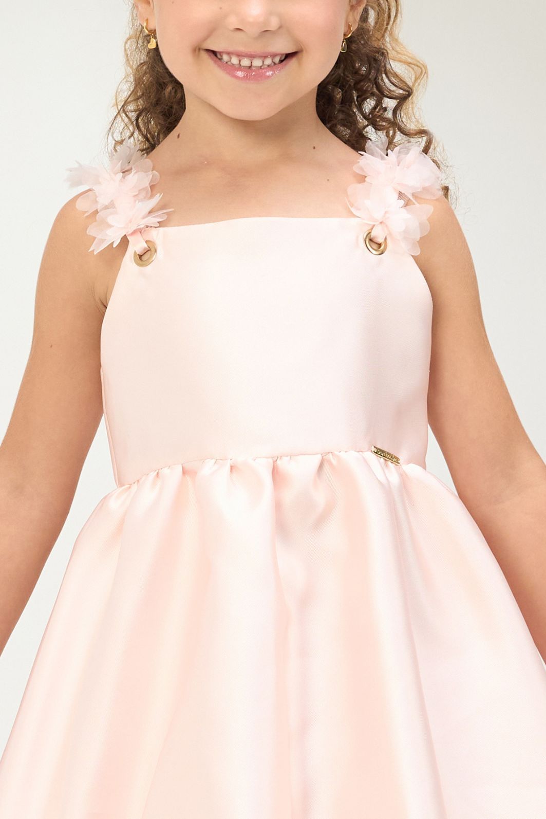 Vestido balonê com aplique nas alças Vestido balonê com aplique nas alças