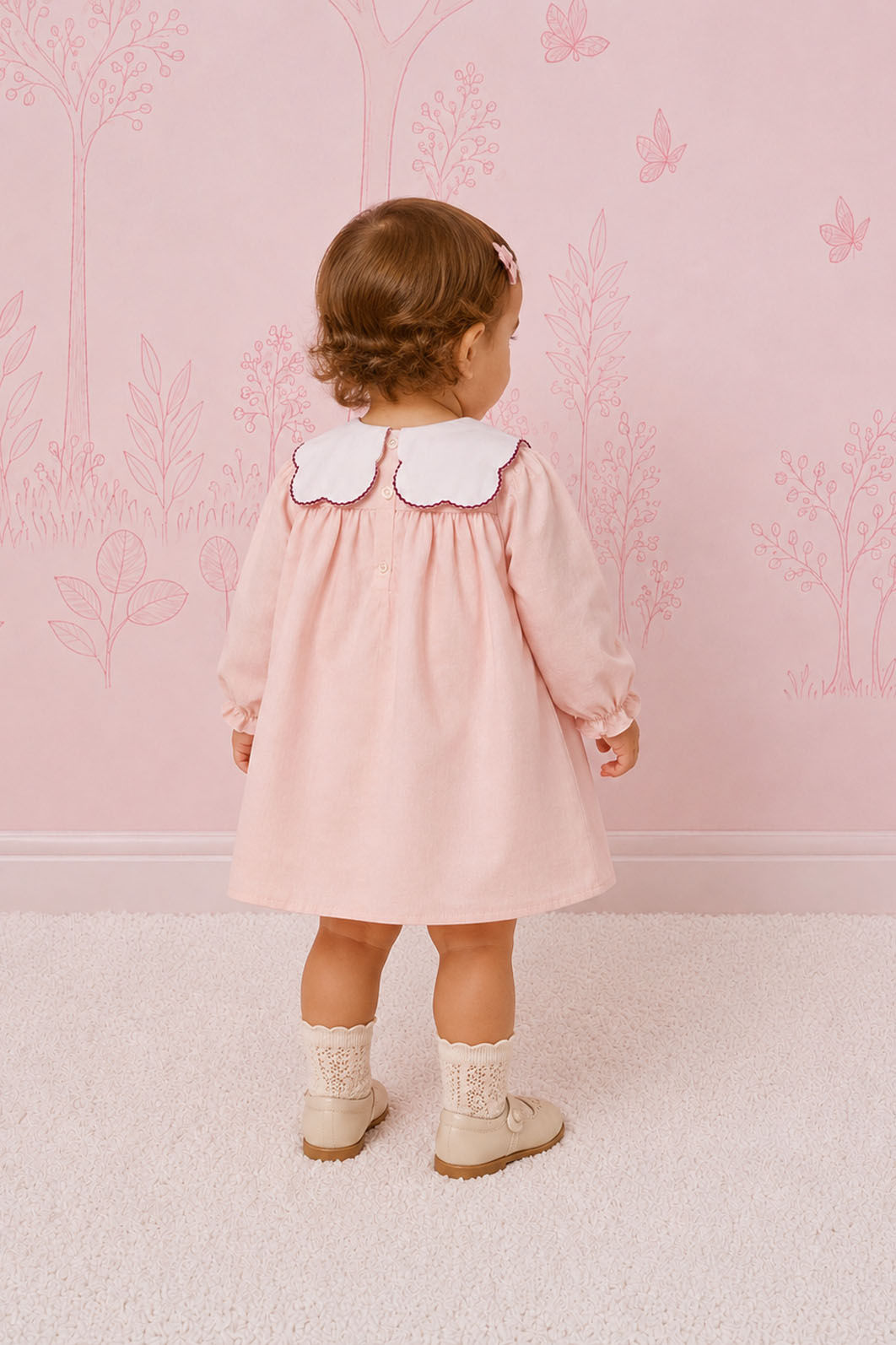 Vestido De Tricoline Com Coelhos Bordados Na Gola Vestido De Tricoline Com Coelhos Bordados Na Gola