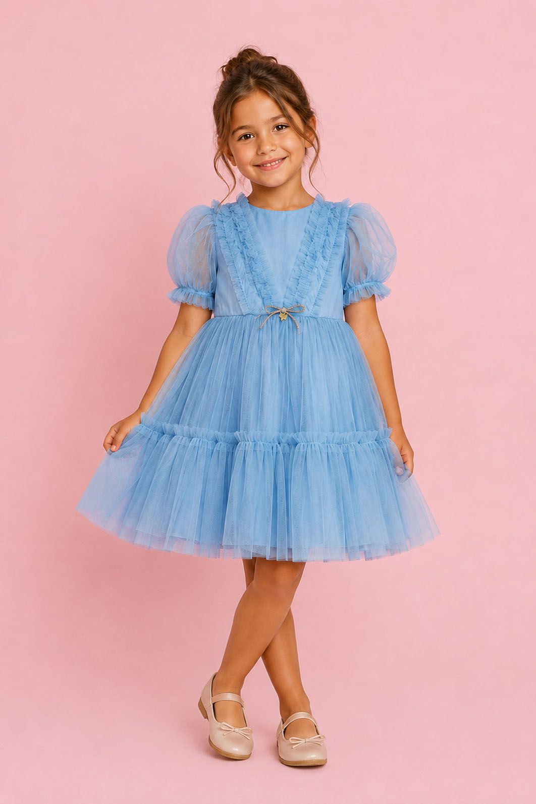 Vestido De Tule Com Laço De Tubo Strass Na Cintura Vestido De Tule Com Laço De Tubo Strass Na Cintura