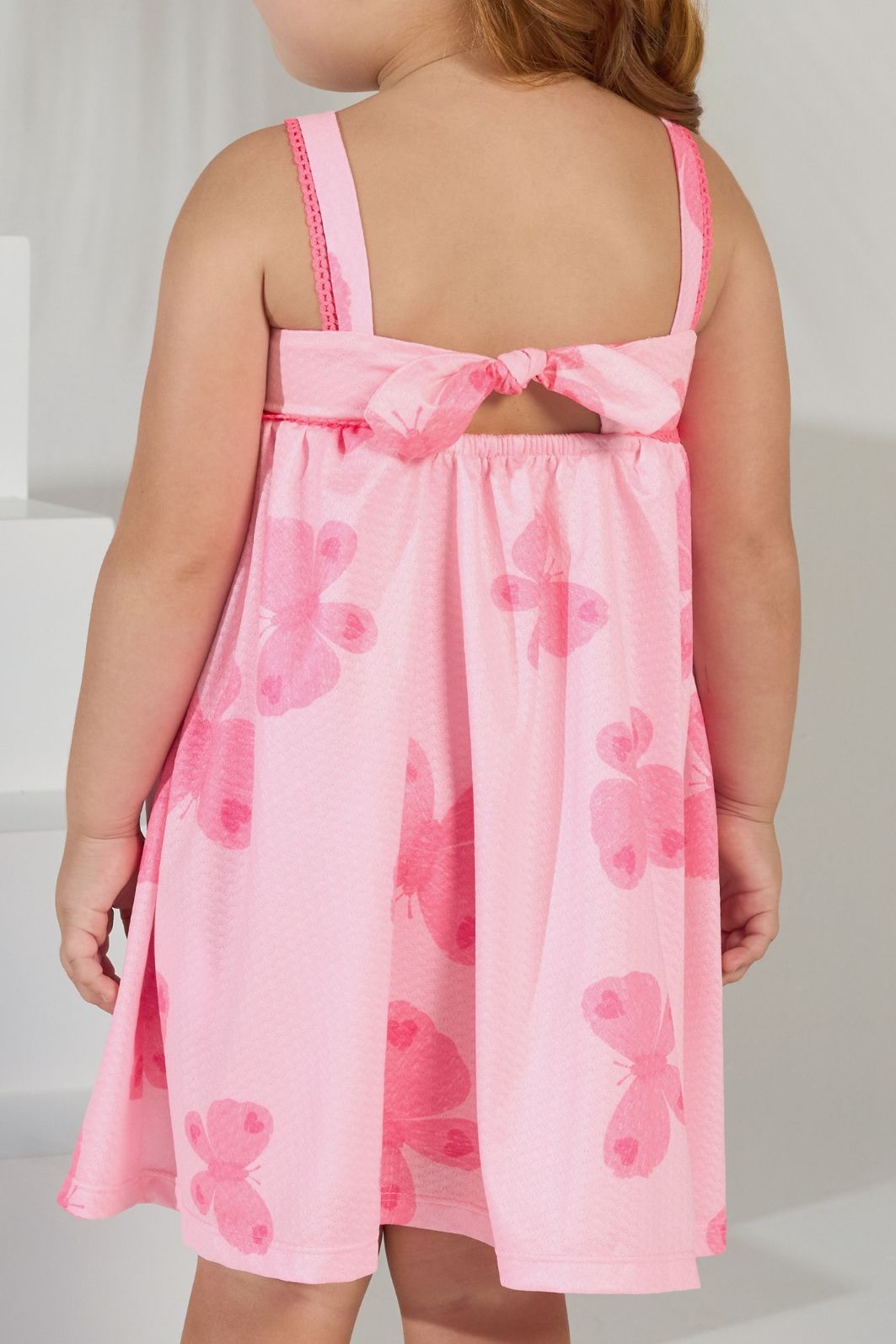 Vestido com estampa de borboletas Vestido com estampa de borboletas