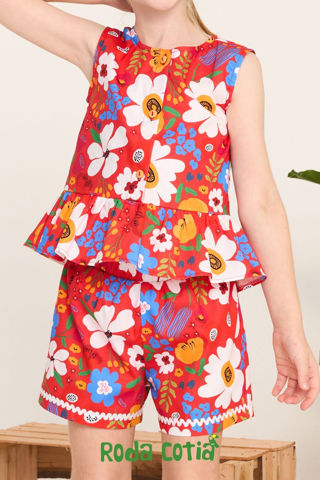 Conjunto blusa e short estampado Conjunto blusa e short estampado