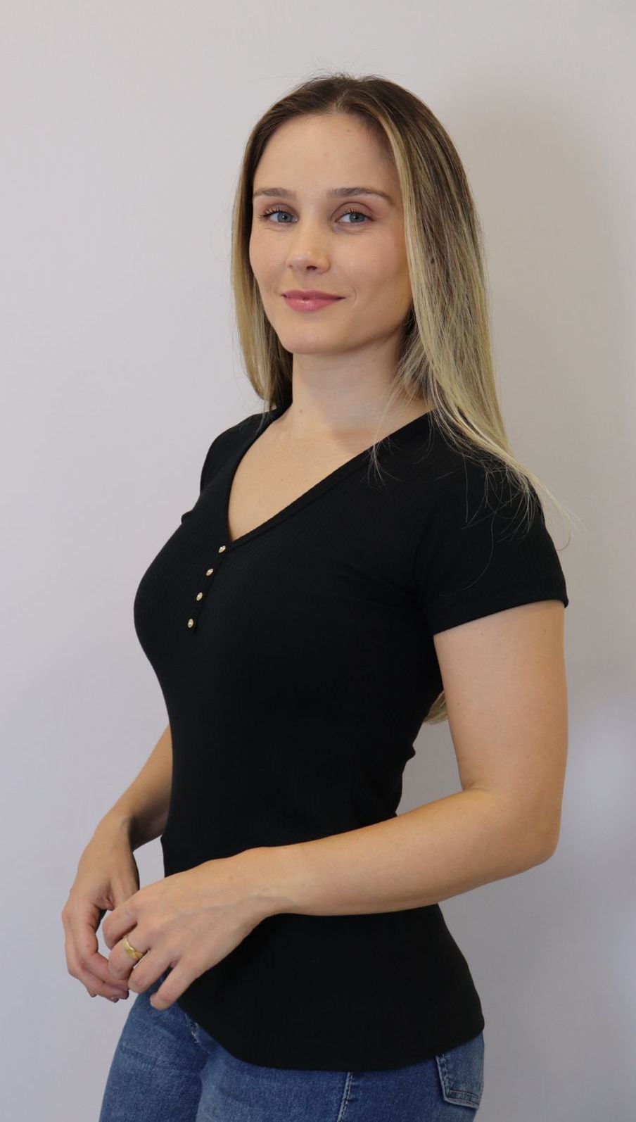 Blusa Lzt Ribana Gola V Feminino Cor Preto Blusa Lzt Ribana Gola V Feminino Cor Preto