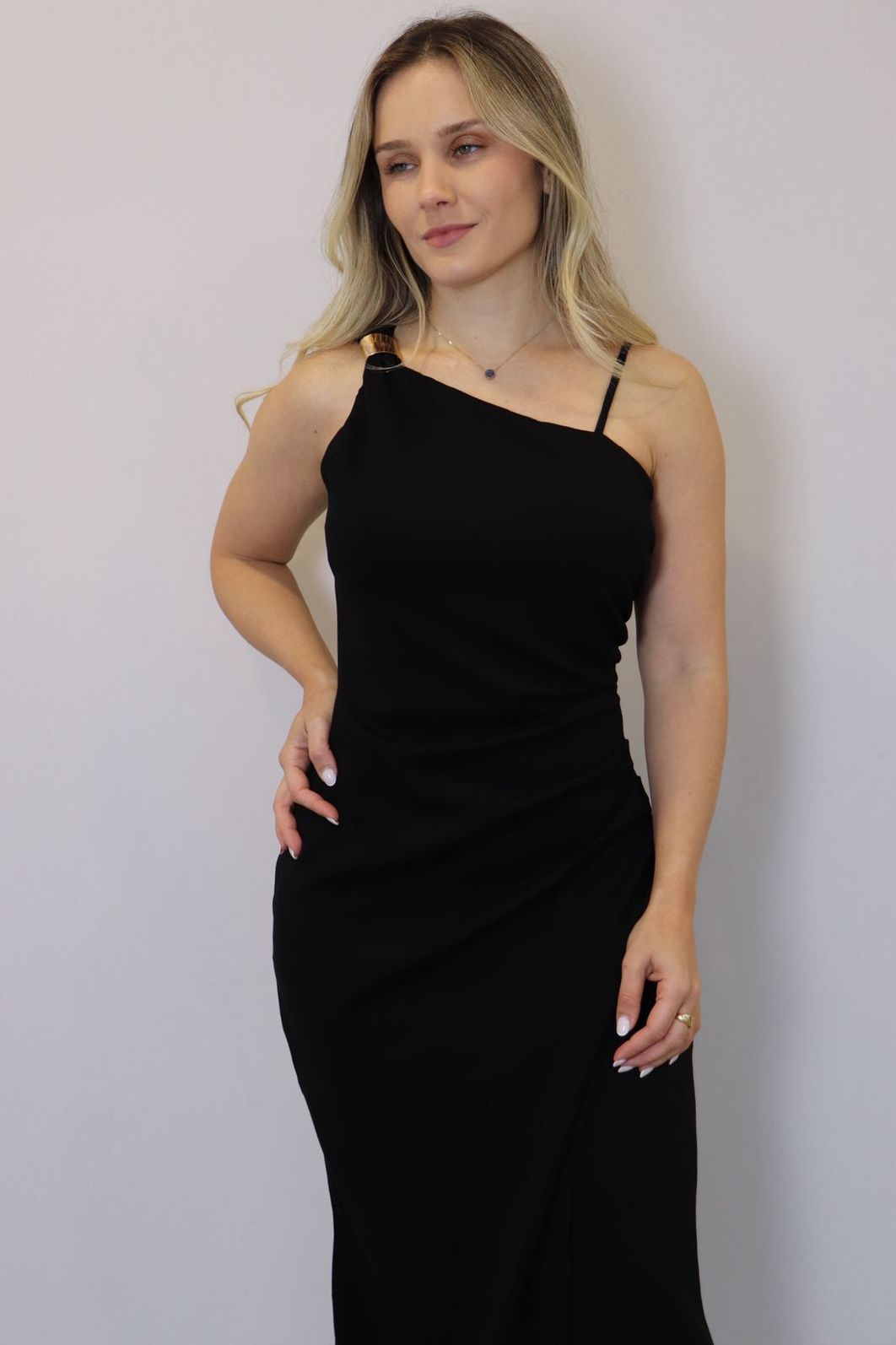 Vestido Bellina Midi Feminino Cor Preto Vestido Bellina Midi Feminino Cor Preto