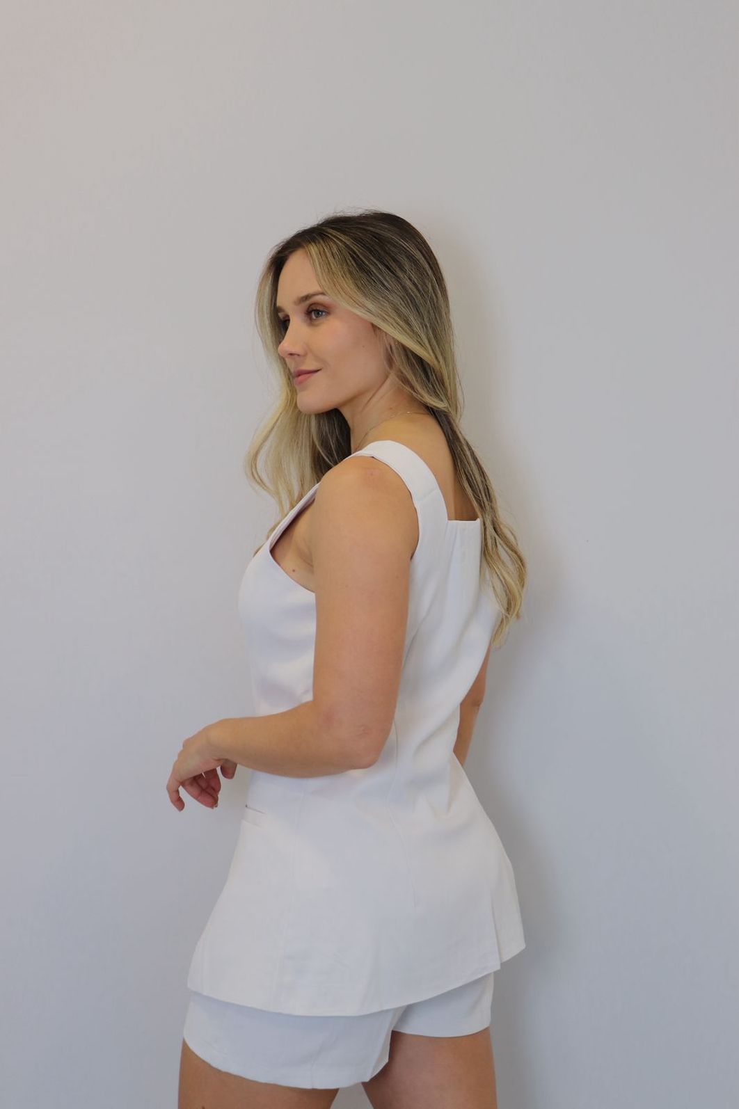 Conjunto Bellina Alfaiataria Feminino Cor Off White Conjunto Bellina Alfaiataria Feminino Cor Off White