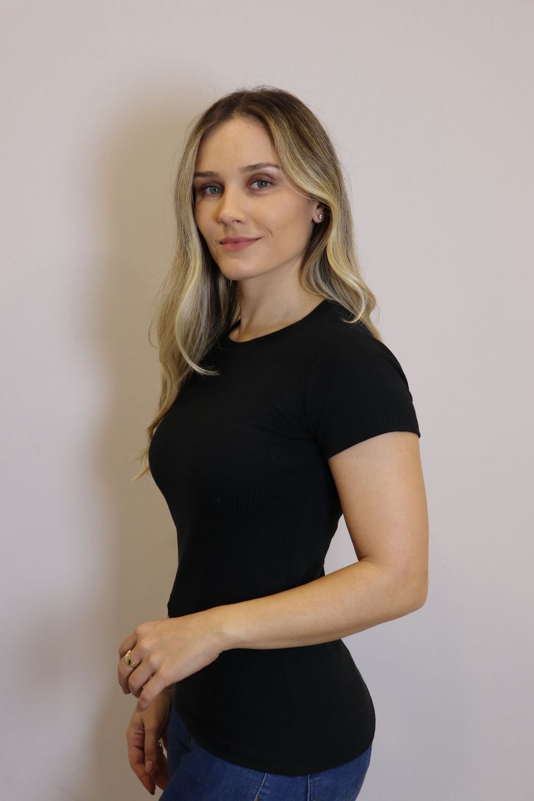 Blusa Ribana Lzt Gola Redonda Feminino Cor Preto Blusa Ribana Lzt Gola Redonda Feminino Cor Preto