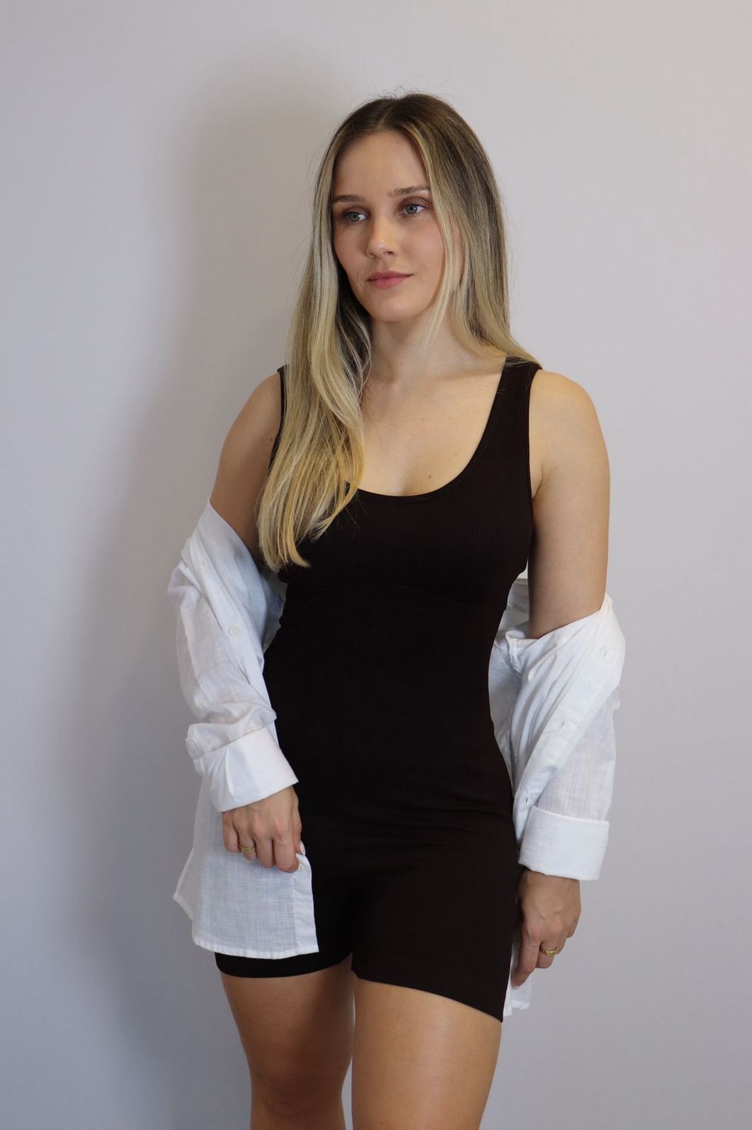 Macaquinho Firmly Believe Feminino Cor Marrom Escuro