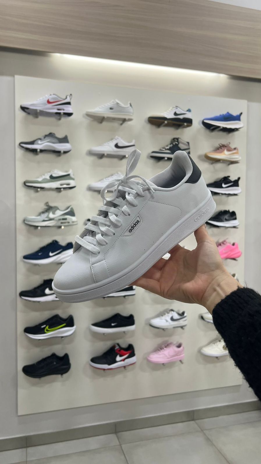 Tênis Adidas Urban Court Masculino Cor Branco Tênis Adidas Urban Court Masculino Cor Branco