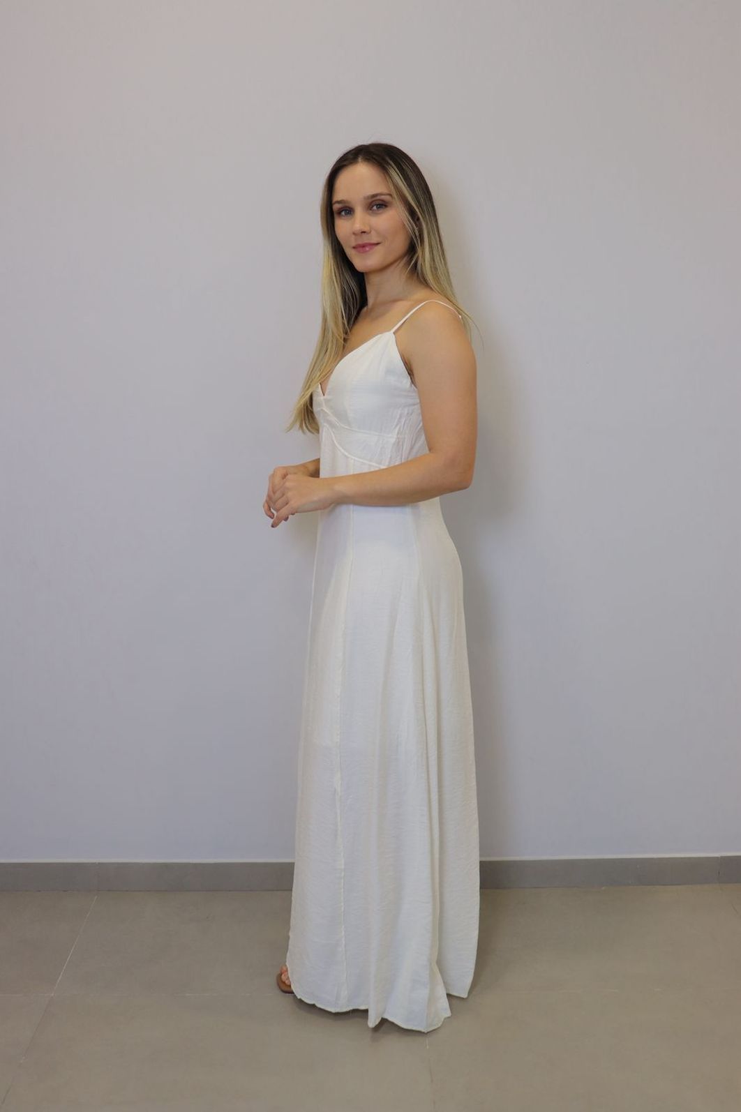 Vestido Bellina Feminino Cor Off White Vestido Bellina Feminino Cor Off White