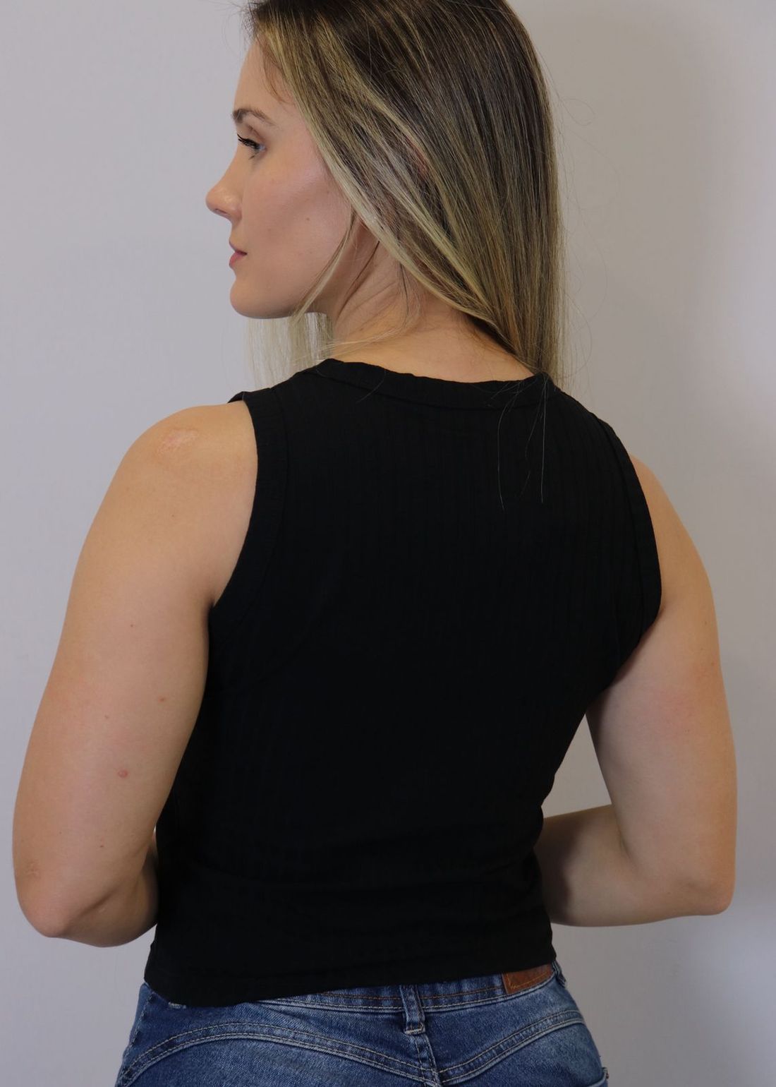 Regata Cropped Lzt Ribana Feminino Cor Preto Regata Cropped Lzt Ribana Feminino Cor Preto