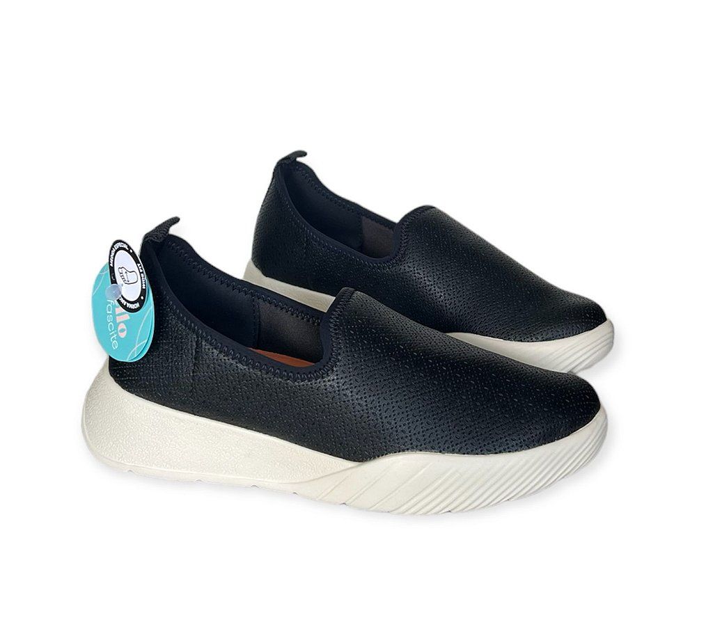 Tênis Piccadilly Slip On Feminino Cor Preto Tênis Piccadilly Slip On Feminino Cor Preto
