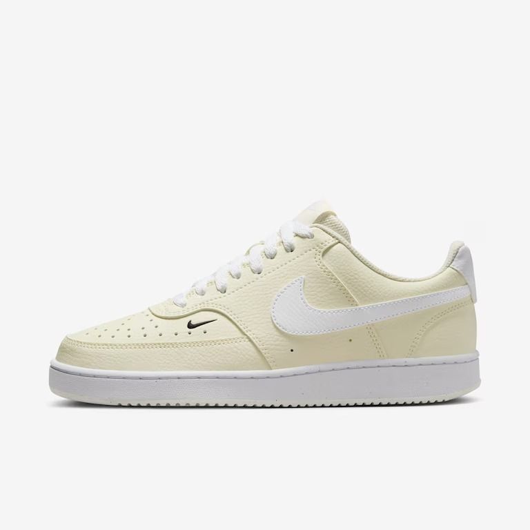 Tênis Nike Court Vision Lo NN Feminino Cor Bege Tênis Nike Court Vision Lo NN Feminino Cor Bege