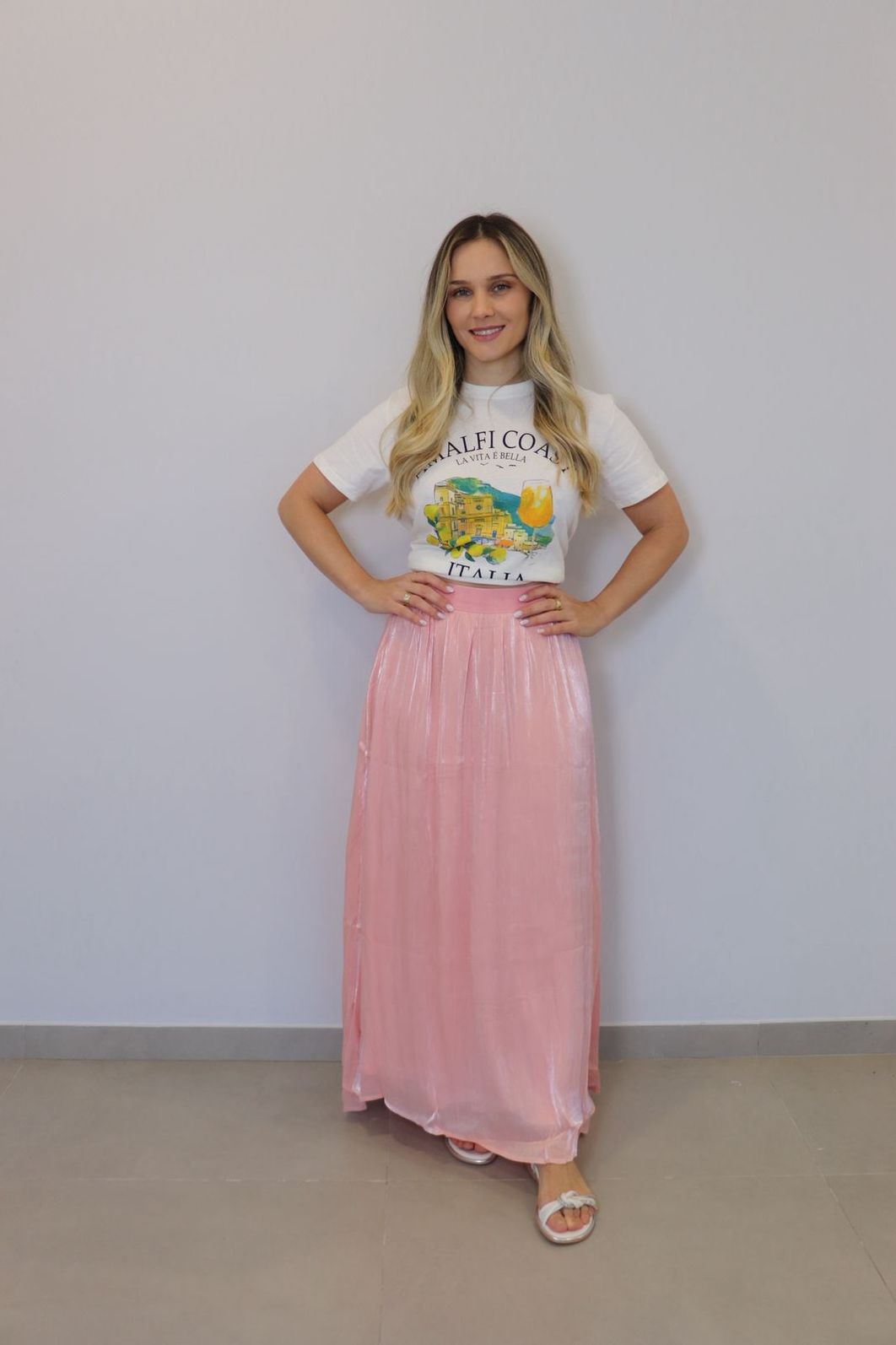 Saia Bellina Midi Acetinado Feminina Cor Rosa Saia Bellina Midi Acetinado Feminina Cor Rosa