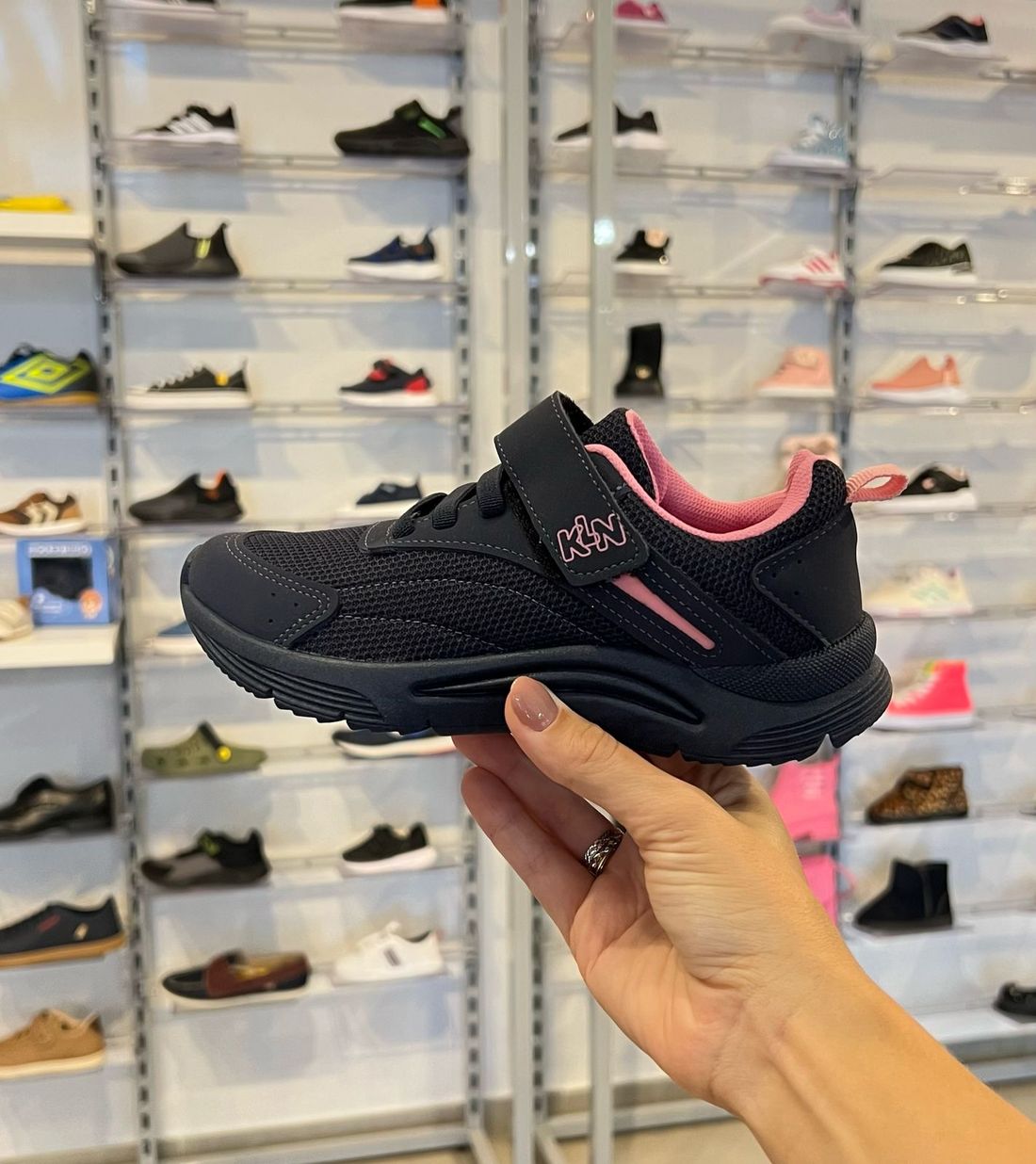 Tênis Klin New Sport Infantil Feminino Cor Azul Marinho/Rosa