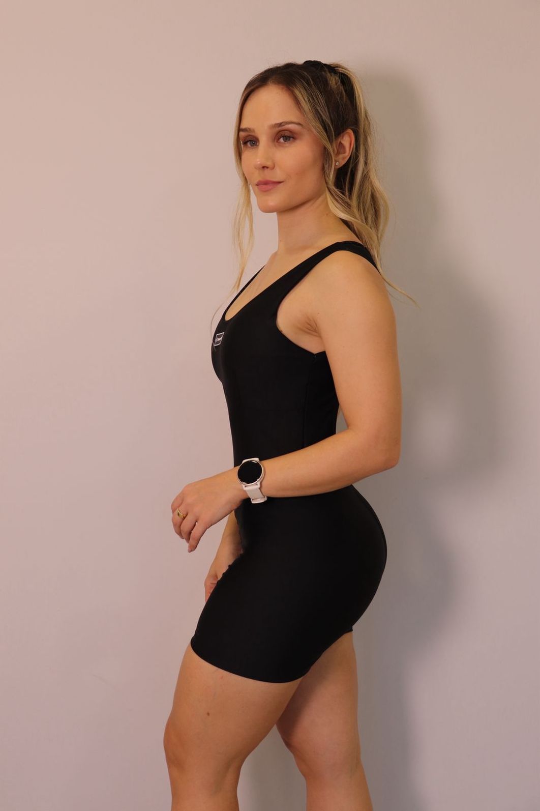 Macaquinho Karamoella Feminino Cor Preto Macaquinho Karamoella Feminino Cor Preto