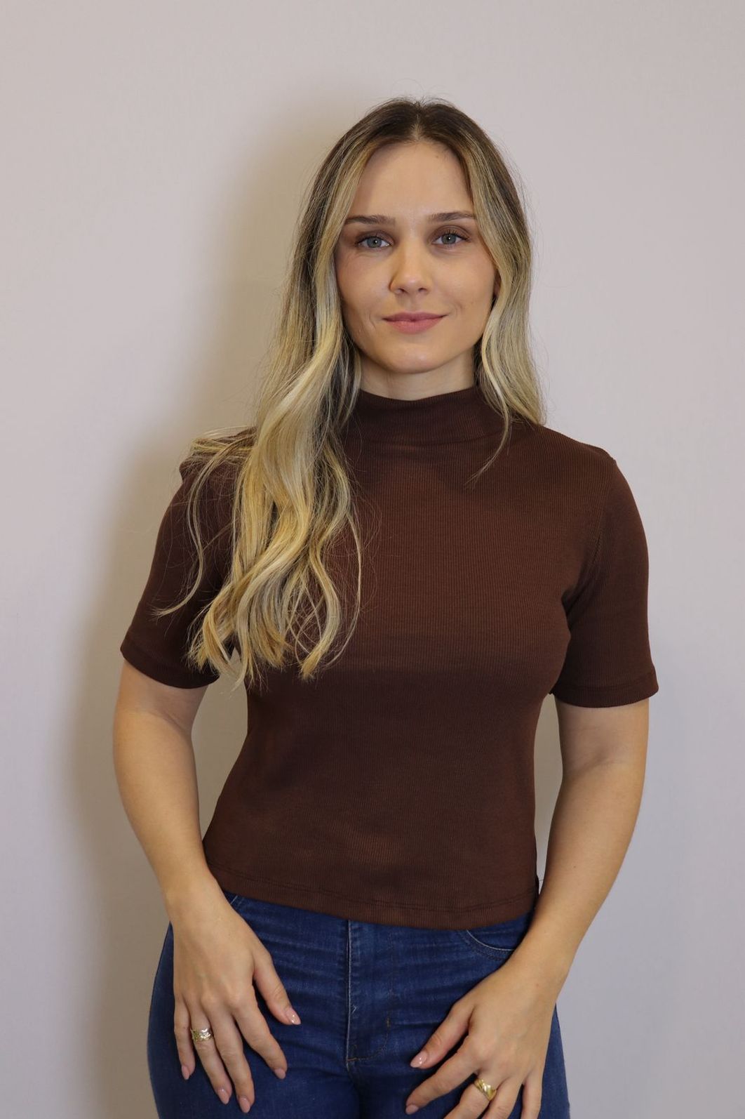 Cropped Lzt Gola Alta Ribana Feminino Cor Marrom Cropped Lzt Gola Alta Ribana Feminino Cor Marrom