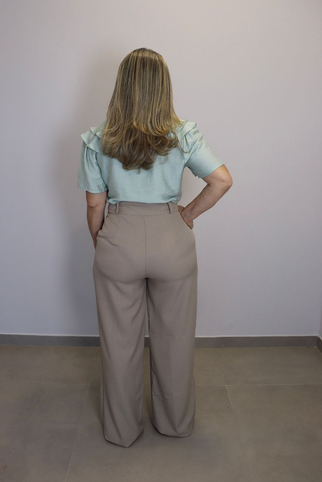 Calça Maxma Alfaiataria Feminino Cor Nude Calça Maxma Alfaiataria Feminino Cor Nude