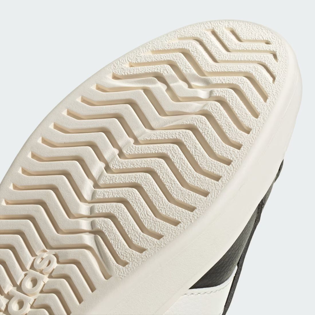 Tênis Adidas Street Talk Feminino Cor Preto/Branco