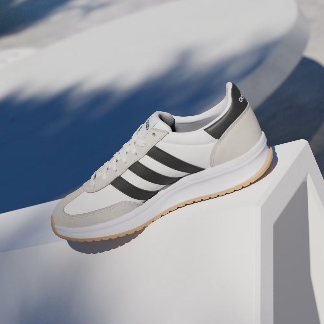 Tênis Adidas Run 70s 2.0 Masculino Cor Branco/Cinza Tênis Adidas Run 70s 2.0 Masculino Cor Branco/Cinza