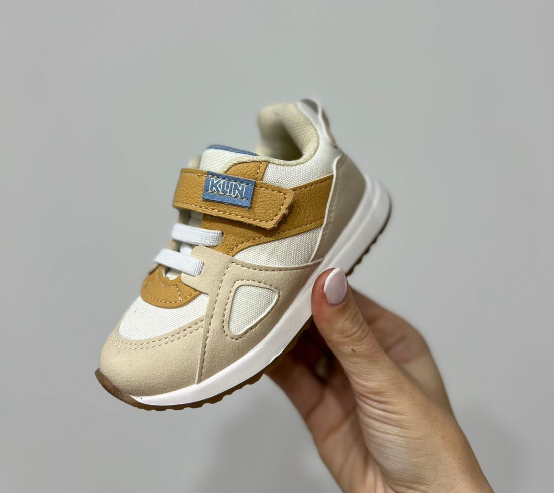 Tênis Klin Walk Infantil Masculino Cor Off White/Ocre Tênis Klin Walk Infantil Masculino Cor Off White/Ocre