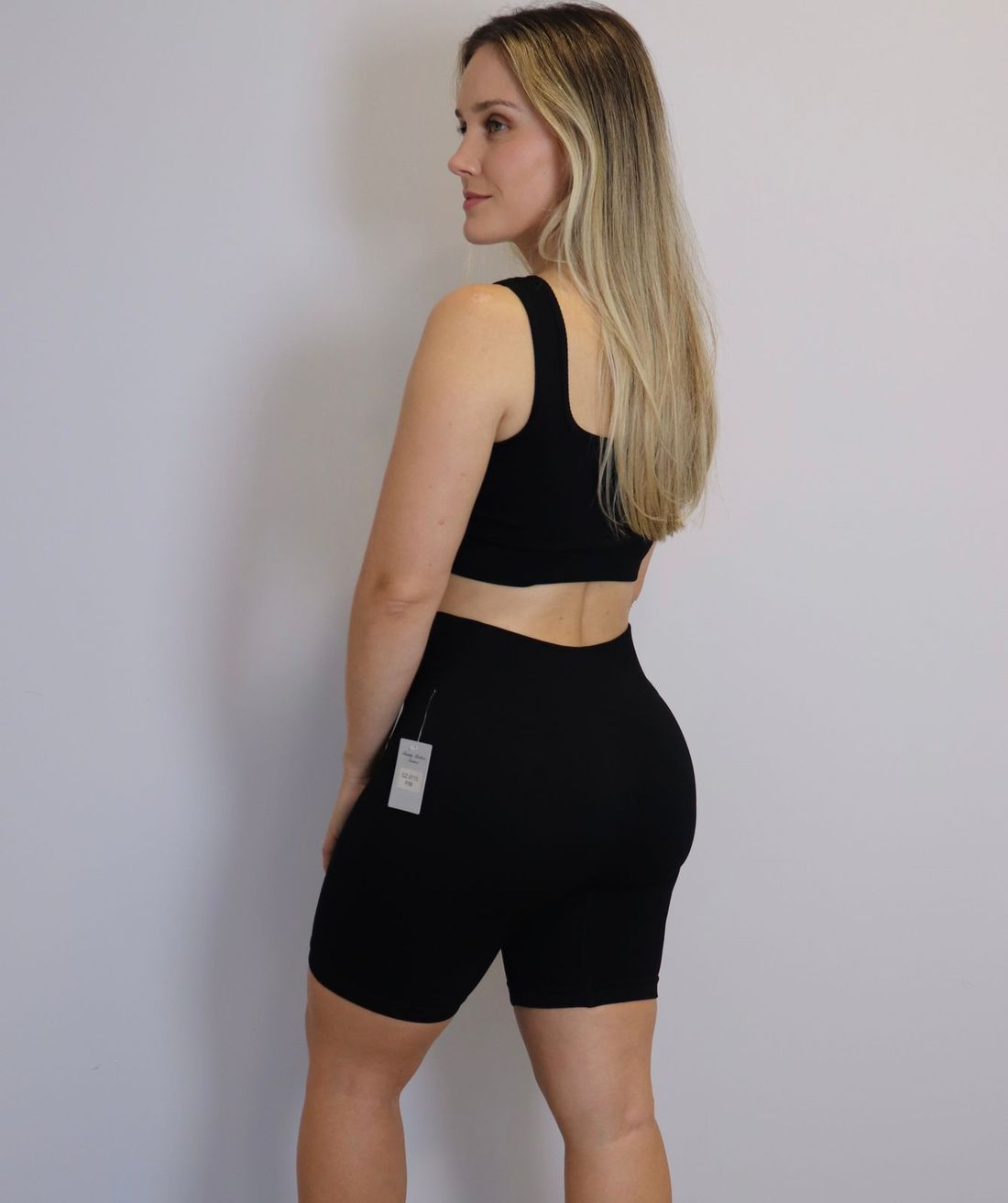 Conjunto Firmly Believe Short + Top Feminino Cor Preto Conjunto Firmly Believe Short + Top Feminino Cor Preto