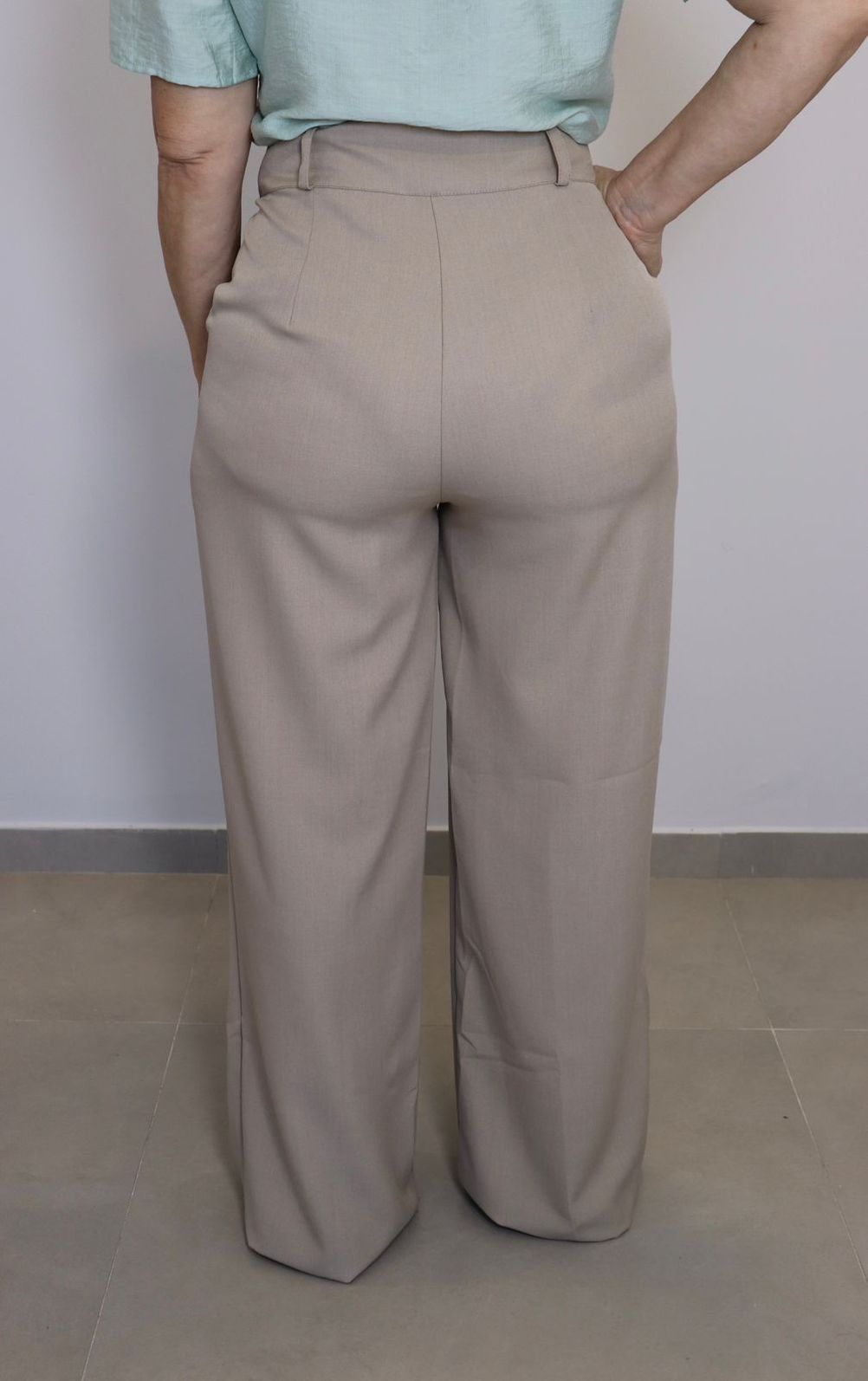 Calça Maxma Alfaiataria Feminino Cor Nude Calça Maxma Alfaiataria Feminino Cor Nude