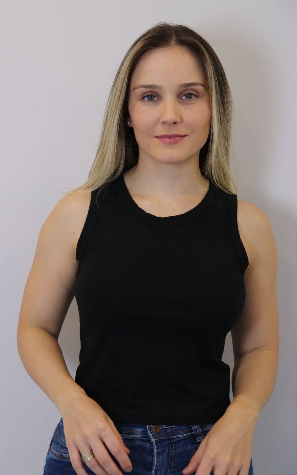 Regata Cropped Lzt Ribana Feminino Cor Preto Regata Cropped Lzt Ribana Feminino Cor Preto