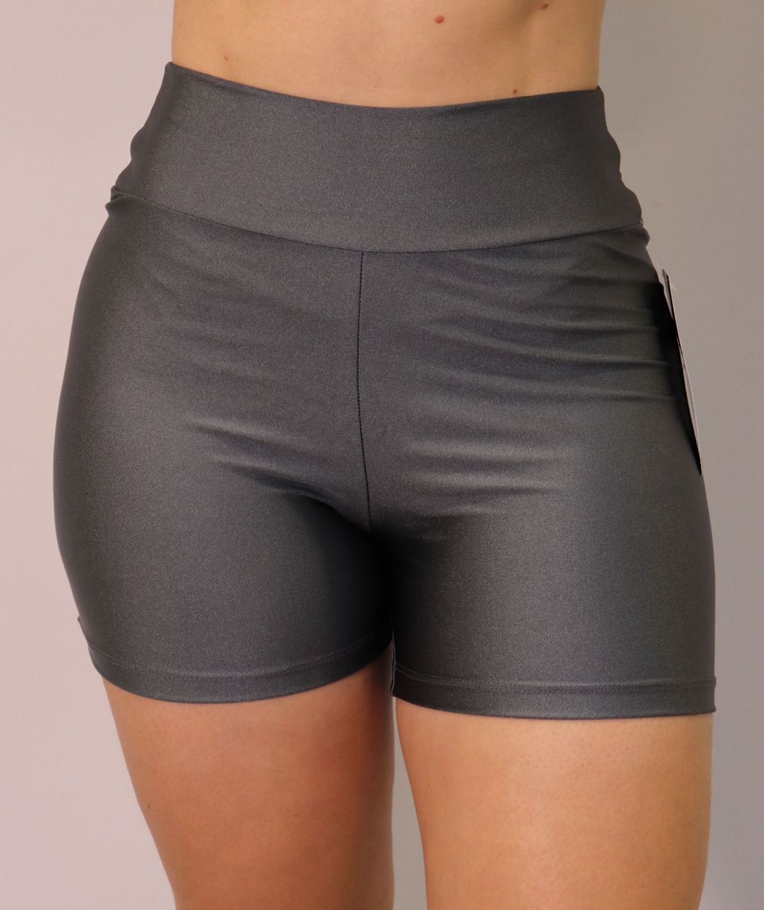 Shorts Karamoella Feminino Cor Chumbo Shorts Karamoella Feminino Cor Chumbo