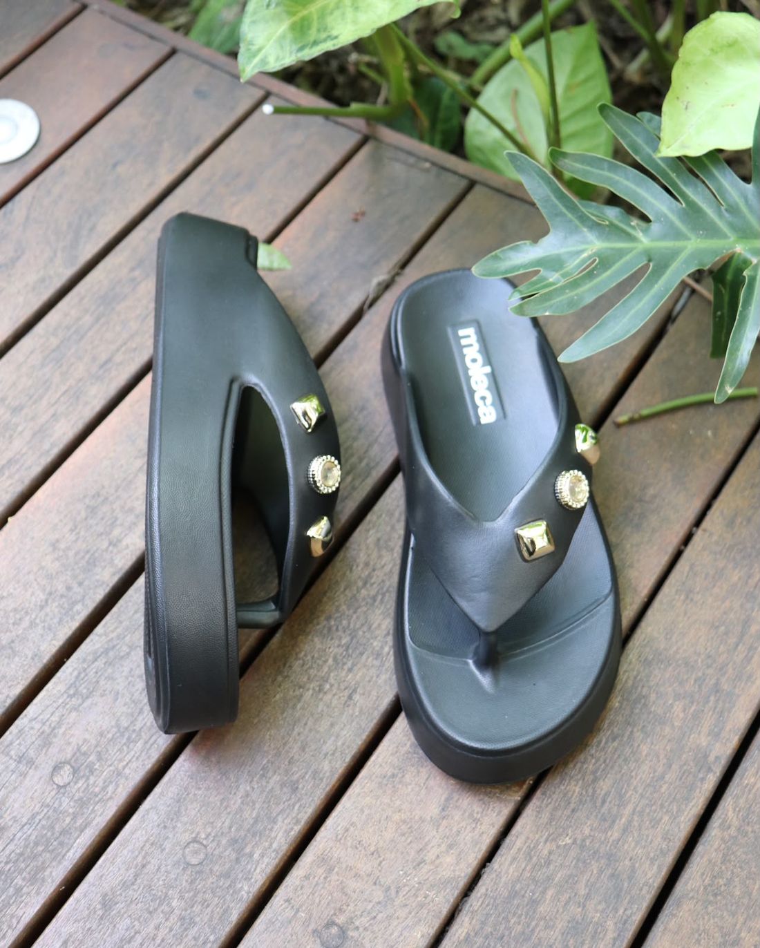 Chinelo Flat Moleca Gaspea Feminino Cor Preto Chinelo Flat Moleca Gaspea Feminino Cor Preto