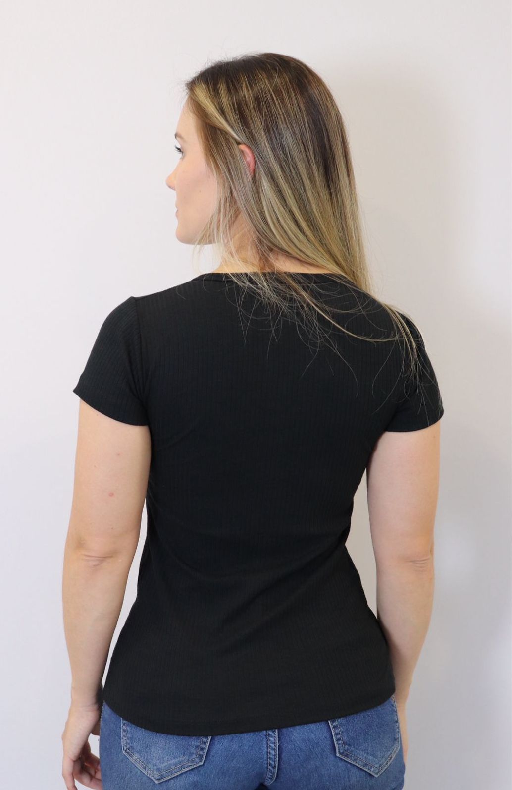 Blusa Lzt Ribana Gola V Feminino Cor Preto Blusa Lzt Ribana Gola V Feminino Cor Preto