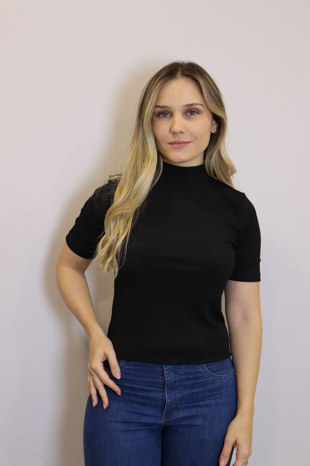 Cropped Lzt Gola Alta Ribana Feminino Cor Preto Cropped Lzt Gola Alta Ribana Feminino Cor Preto