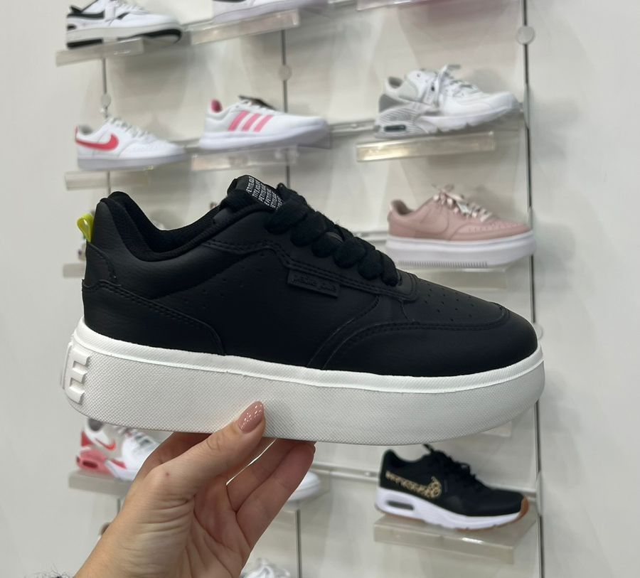 Tênis Petite Jolie Feminino Cor Preto Tênis Petite Jolie Feminino Cor Preto