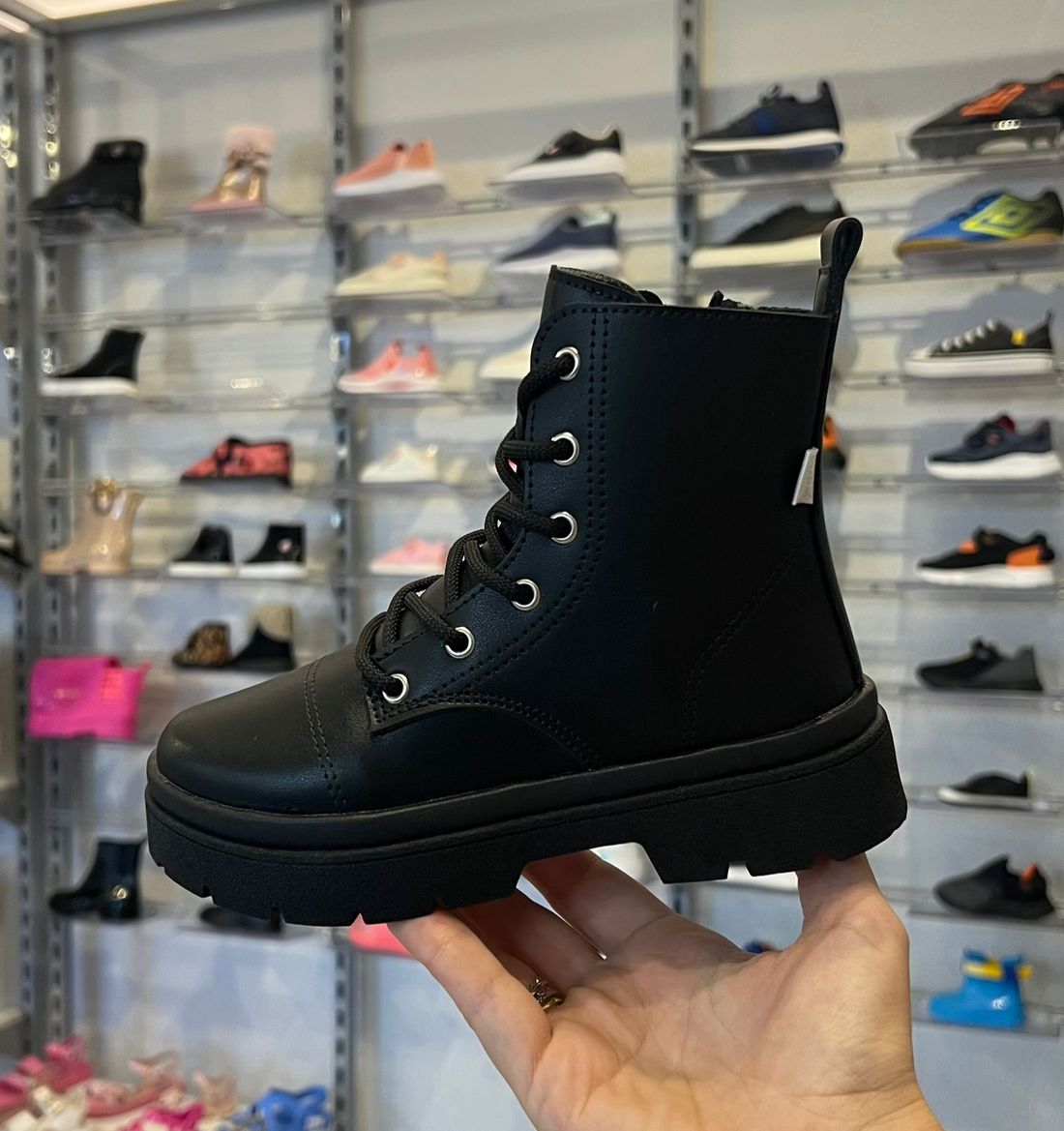 Coturno World Colors Infantil Feminino Preto