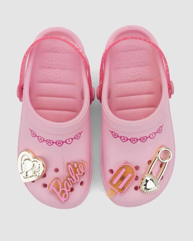 Babuche Grendene Kids Barbie Mochila Infantil Cor Rosa Claro Babuche Grendene Kids Barbie Mochila Infantil Cor Rosa Claro
